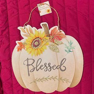 BRAND NEW NWT~ BLESSED PUMPKIN FALL HANGING SIGN DECORATION GLITTER SUNFLOWER